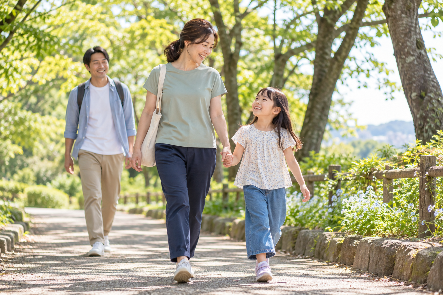 公園で家族との散歩を楽しむ未来のイメージ